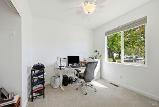 Single Family Residence, Fulton place, Windsor, CA 95492 - 23