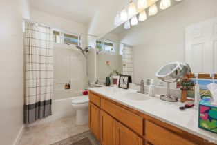 Single Family Residence, Fulton place, Windsor, CA 95492 - 21