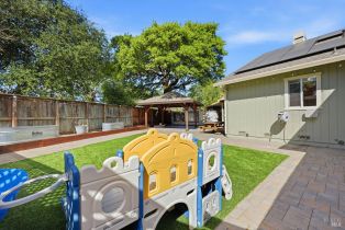 Single Family Residence, Fulton place, Windsor, CA 95492 - 38
