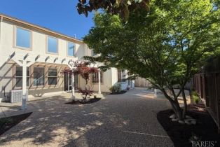 Single Family Residence,  Jainine street, Santa Rosa, CA 95403 - 4