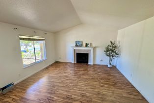 Single Family Residence, Hearn avenue, Santa Rosa, CA 95407 - 4