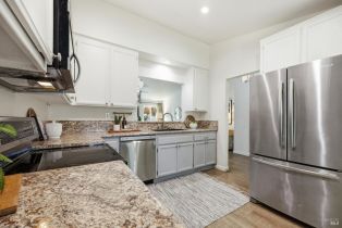 Single Family Residence,  Valencia way, Windsor, CA 95492 - 17