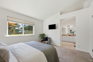 Single Family Residence,  Valencia way, Windsor, CA 95492 - 22