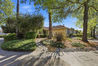 Single Family Residence,  Valencia way, Windsor, CA 95492 - 6