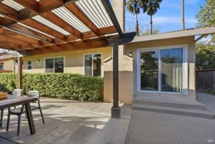 Single Family Residence,  Valencia way, Windsor, CA 95492 - 36