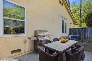 Single Family Residence,  Valencia way, Windsor, CA 95492 - 41
