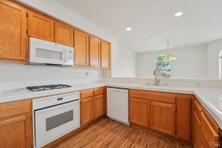 Condominium, Johnson street, Windsor, CA 95492 - 14