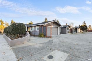 Residential Income,  Redwood road, Napa, CA 94558 - 5