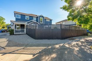 Single Family Residence,  Oakfield lane, Windsor, CA 95492 - 2