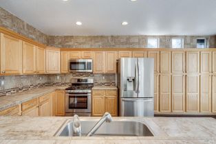 Single Family Residence,  Oakfield lane, Windsor, CA 95492 - 13