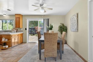 Single Family Residence, Richmond drive, Santa Rosa, CA 95401 - 11