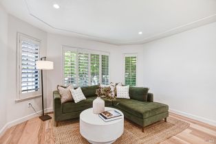 Single Family Residence,  Barrio way, Windsor, CA 95492 - 25