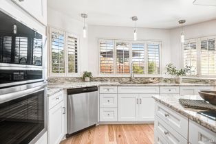 Single Family Residence,  Barrio way, Windsor, CA 95492 - 12