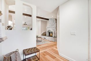 Single Family Residence,  Barrio way, Windsor, CA 95492 - 11