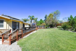 Single Family Residence,  Barrio way, Windsor, CA 95492 - 42