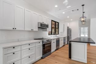 Single Family Residence, 1558 Laurel lane, Healdsburg, CA 95448 - 4