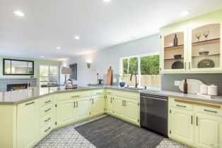 Single Family Residence,  Lemon court, Napa, CA 94558 - 19