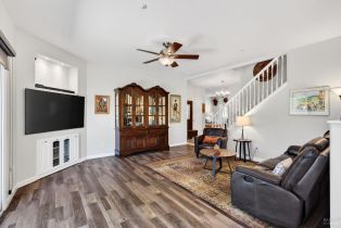 Single Family Residence,  Hillside drive, Cloverdale, CA 95425 - 5