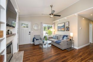 Single Family Residence,  Northstar drive, Petaluma, CA 94954 - 6