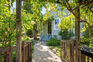 Single Family Residence, 796 S High St St, Sebastopol, CA  Sebastopol, CA 95472