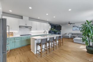 Single Family Residence,  Seghesio way, Windsor, CA 95492 - 18