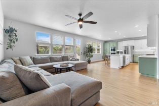 Single Family Residence,  Seghesio way, Windsor, CA 95492 - 13