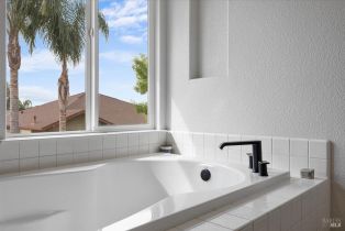 Single Family Residence,  Seghesio way, Windsor, CA 95492 - 28