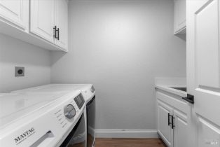 Single Family Residence,  Seghesio way, Windsor, CA 95492 - 31