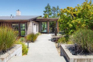 Single Family Residence,  Wallace road, Santa Rosa, CA 95404 - 4