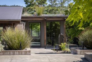 Single Family Residence,  Wallace road, Santa Rosa, CA 95404 - 5