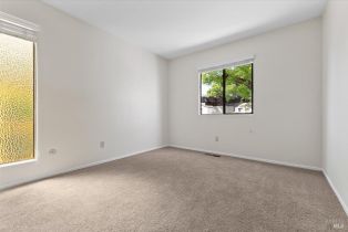 Condominium,  Shady Oak drive, Santa Rosa, CA 95404 - 16
