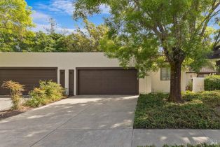 Condominium, 920 Shady Oak Dr, CA  , CA 95404