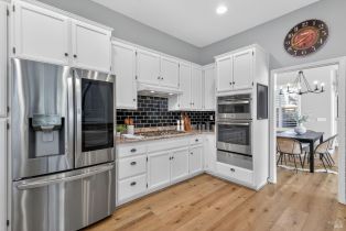 Single Family Residence,  Makena court, Petaluma, CA 94954 - 10