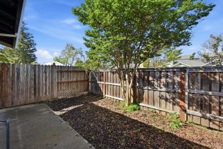 Condominium,  William court, Napa, CA 94558 - 18