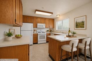 Condominium,  William court, Napa, CA 94558 - 4