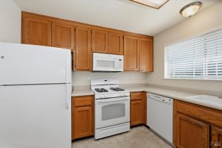 Condominium,  William court, Napa, CA 94558 - 8