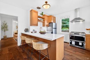 Residential Income, 531 1/2 Washington street, Petaluma, CA 94952 - 4