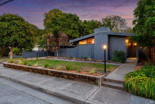 Single Family Residence, 626 Sunnyslope Ave, Petaluma, CA  Petaluma, CA 94952