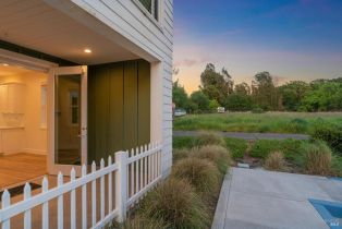 Condominium,  Franz Kafka avenue, Santa Rosa, CA 95404 - 6