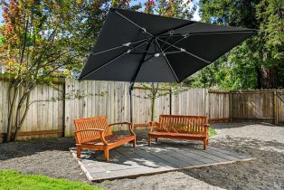 Single Family Residence,  Garden court, Petaluma, CA 94954 - 12