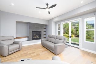 Single Family Residence,  San Ramon way, Santa Rosa, CA 95409 - 14