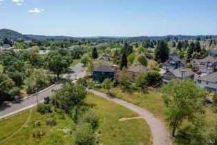 Single Family Residence,  San Ramon way, Santa Rosa, CA 95409 - 40
