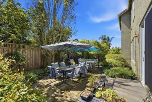 Single Family Residence,  Pinot Noir way, Windsor, CA 95492 - 35