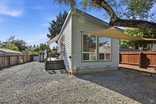 Single Family Residence, 821 Center street, Healdsburg, CA 95448 - 32