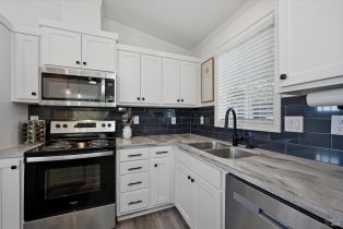 Single Family Residence, 821 Center street, Healdsburg, CA 95448 - 24