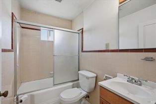 Single Family Residence, 821 Center street, Healdsburg, CA 95448 - 11
