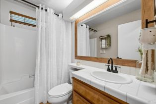 Single Family Residence,  Circle Oaks drive, Napa, CA 94558 - 38