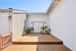 Single Family Residence,  Los Olivos road, Santa Rosa, CA 95404 - 4