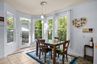 Single Family Residence,  Livingstone place, Santa Rosa, CA 95405 - 26
