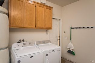 Single Family Residence,  Tommy Dorsey court, Windsor, CA 95492 - 24